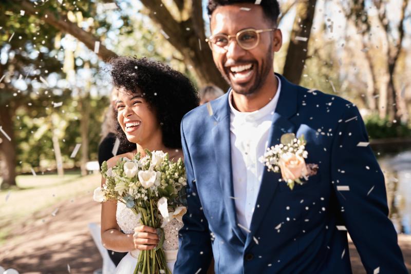 How These Wedding Photographers Blend Artistry and Authenticity in Every Wedding